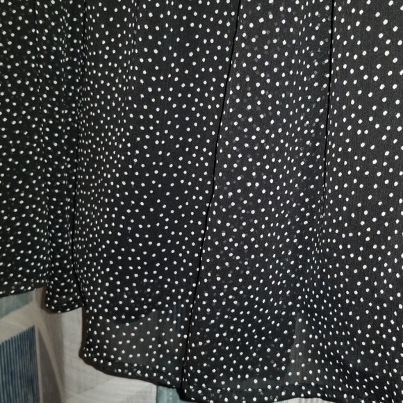 Flowy Dress - Picture 3 of 3